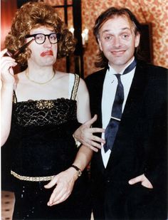 06dca425b3e0806c8d7fc5fa0b09aa4b--ade-edmondson-rik-mayall.jpg