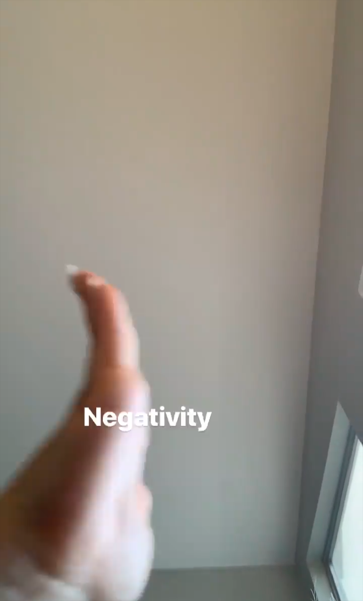 692242