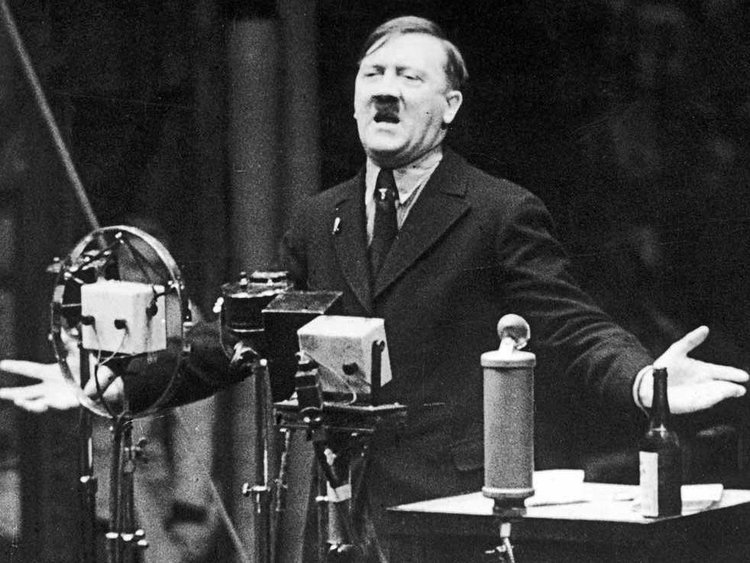 adolf.jpg