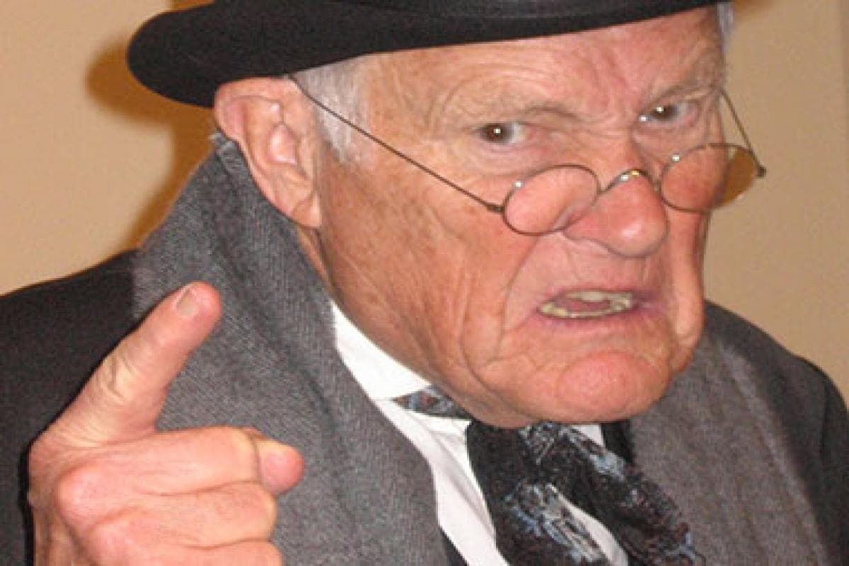 angry-old-man_380.jpg