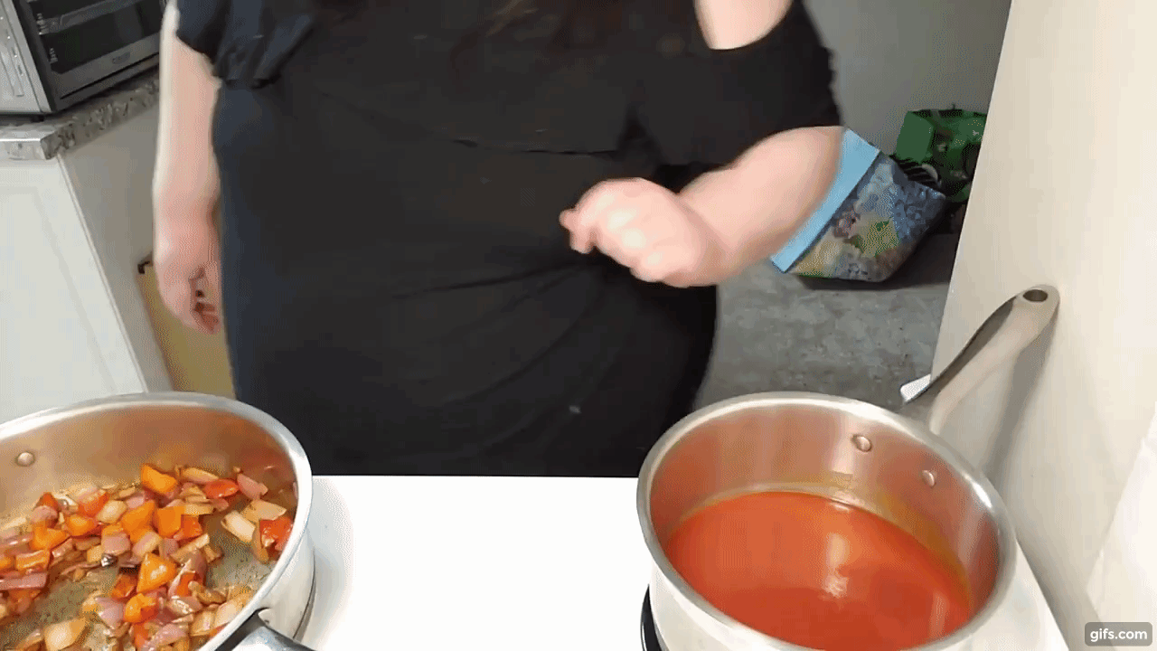 chantalassgif.gif