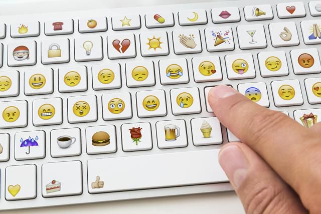 emoji kepyboard.jpg