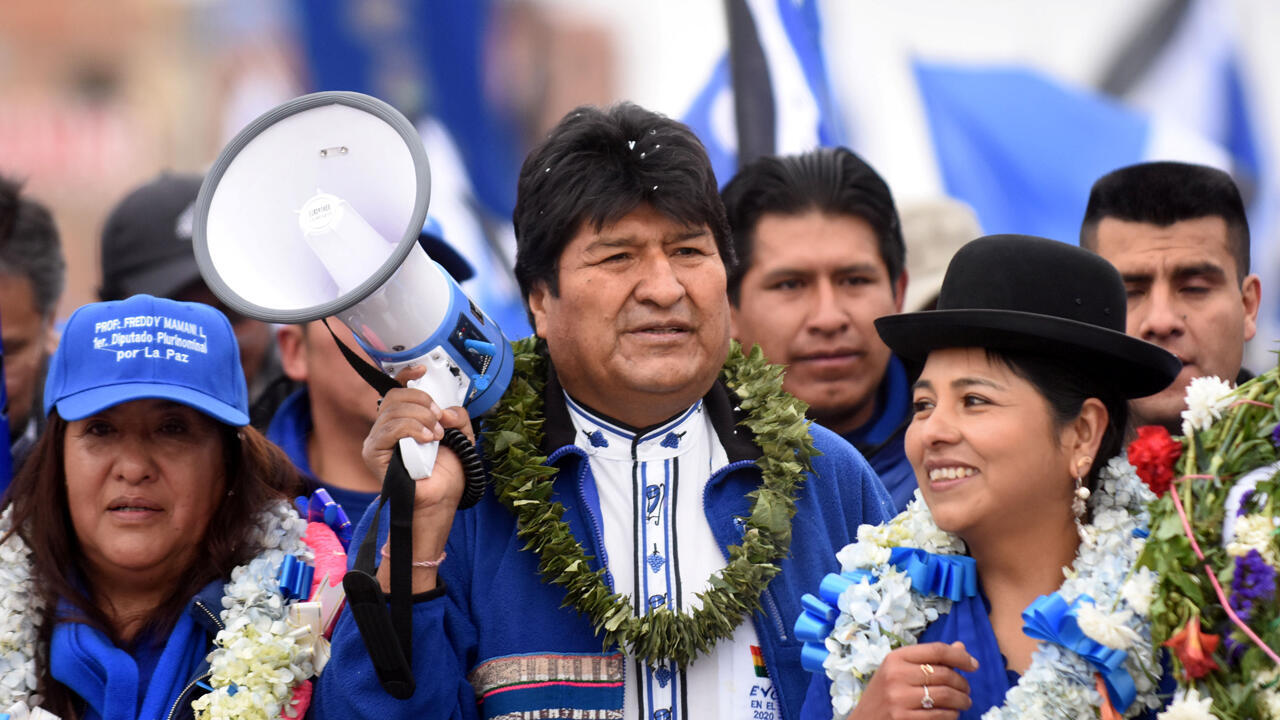 evo-morales-en-campana-reuters.jpg