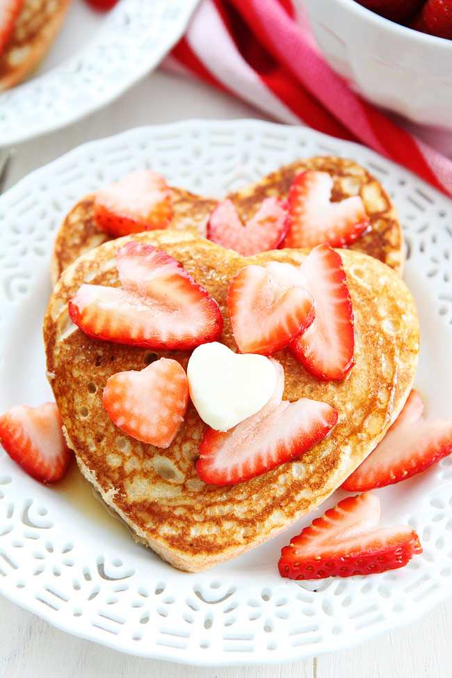 Heart-Pancakes-12.jpg