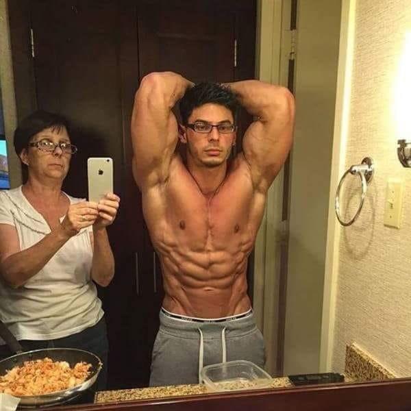 mom 883.jpg