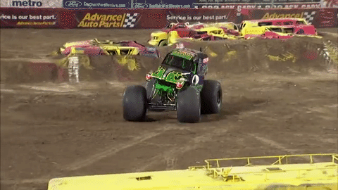 monster truck grave digger.gif