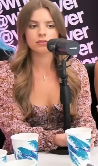 Olivia Julijabba-3.png