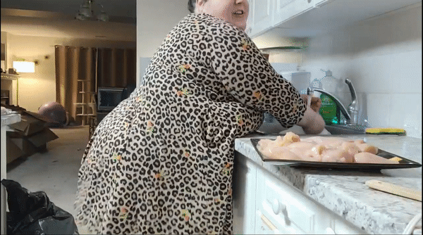 SHAKE DAT ASS.gif
