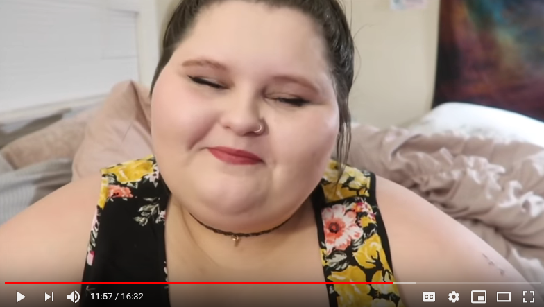 695746