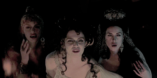 tumblr_oa1800Ivod1qa70eyo2_r1_540.gif
