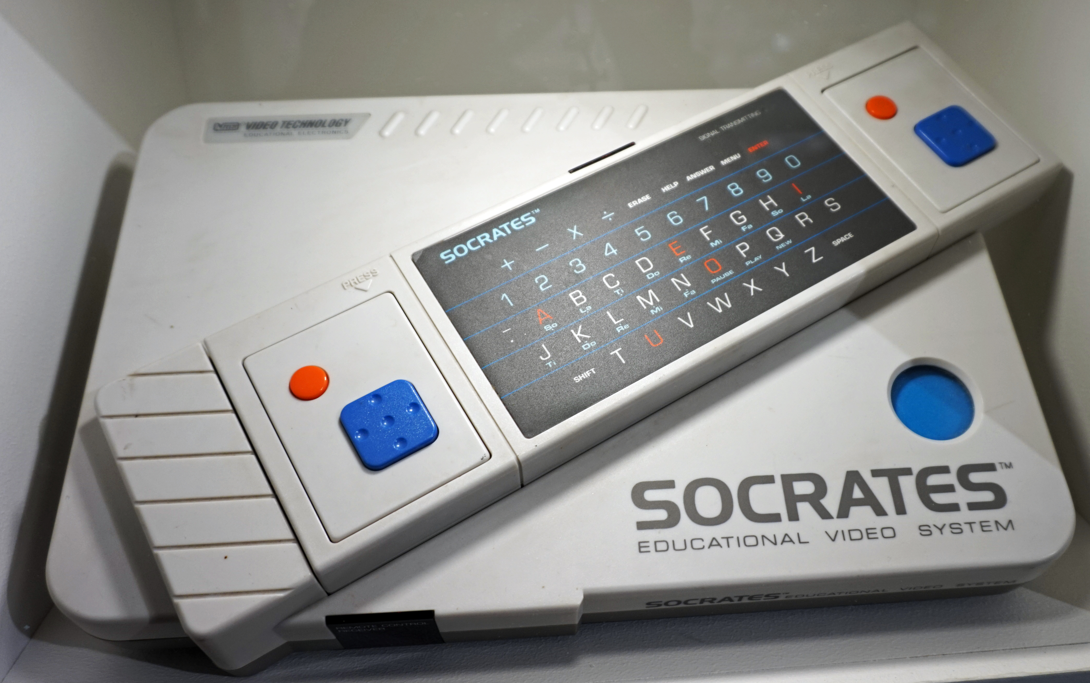 VTech_Socrates.jpg