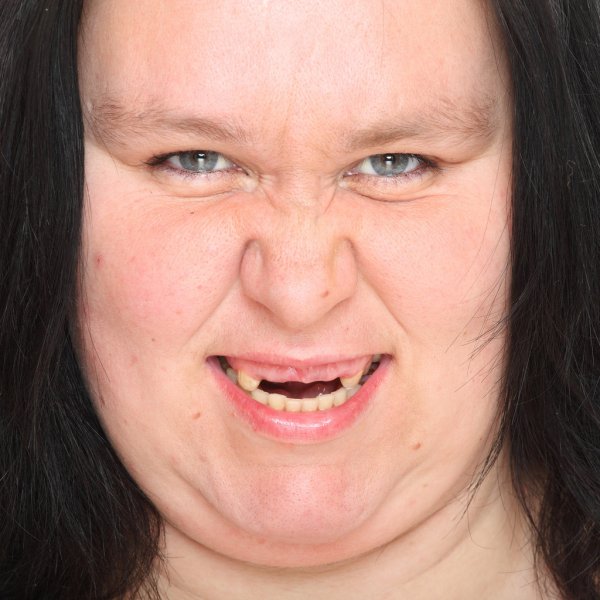 woman2.jpg