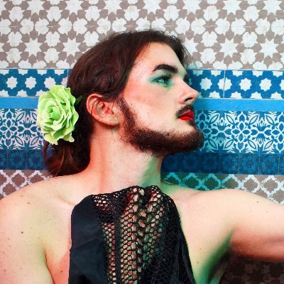 Zy5APeTR_400x400.jpg