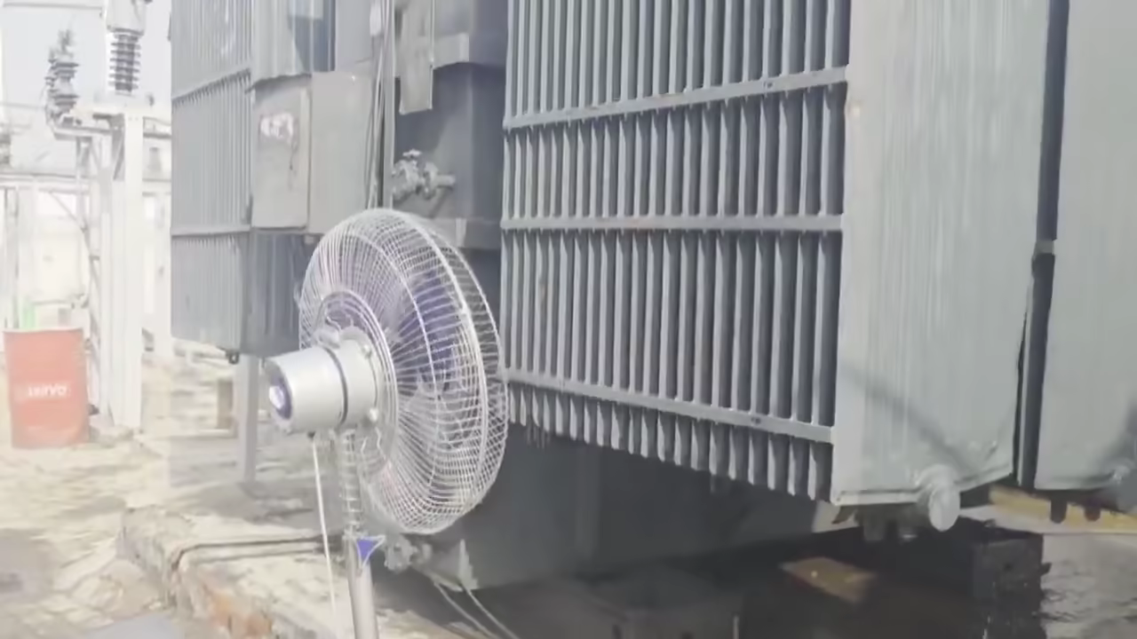 poster.avif