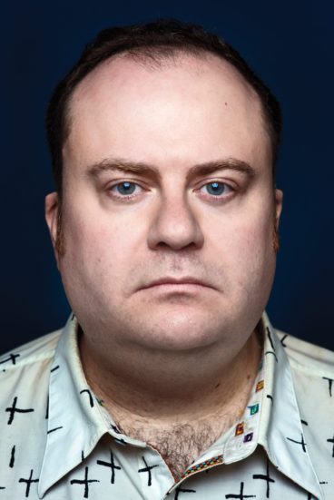 voyeur_pete_forde-368x0-c-default.jpg