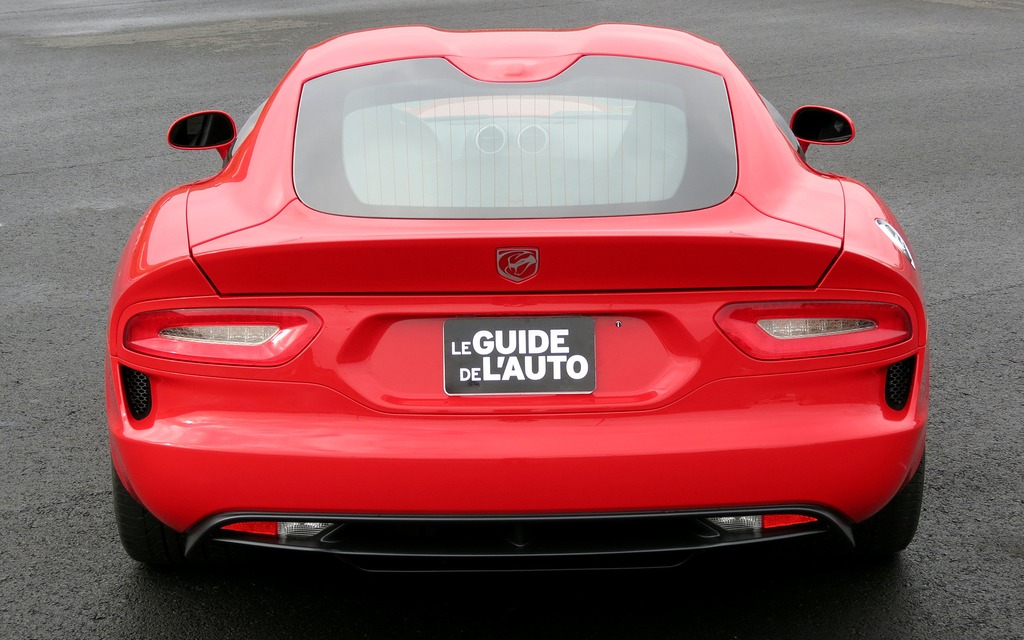 114396_2013_SRT_Viper.jpg