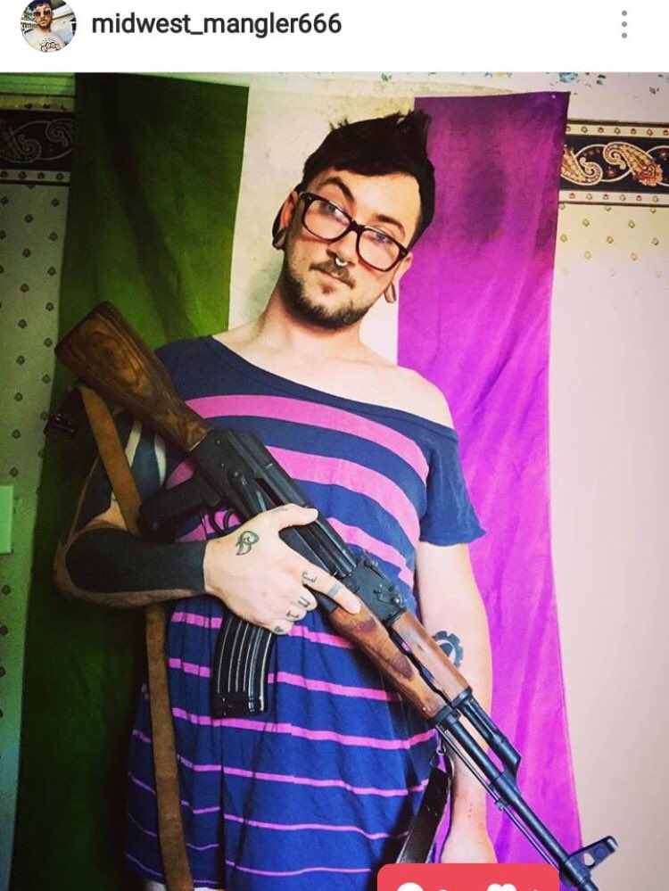 DIe5_P-UMAEo_Ud.jpg