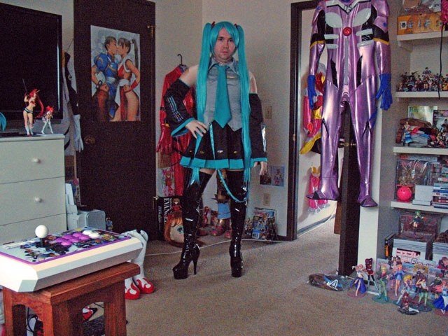 Cringe_0d4e3f_5523960.jpg