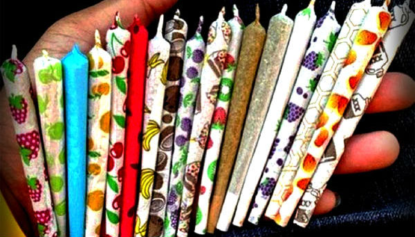 JuicyJaysRolledPapers.jpg