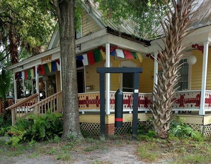 www.hostelz.com