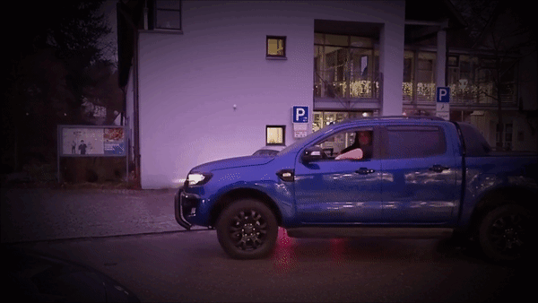 qhLSa19.gif