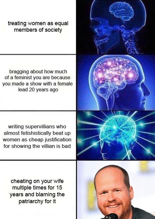 DHwhIaCXgAASuvA.jpg:large
