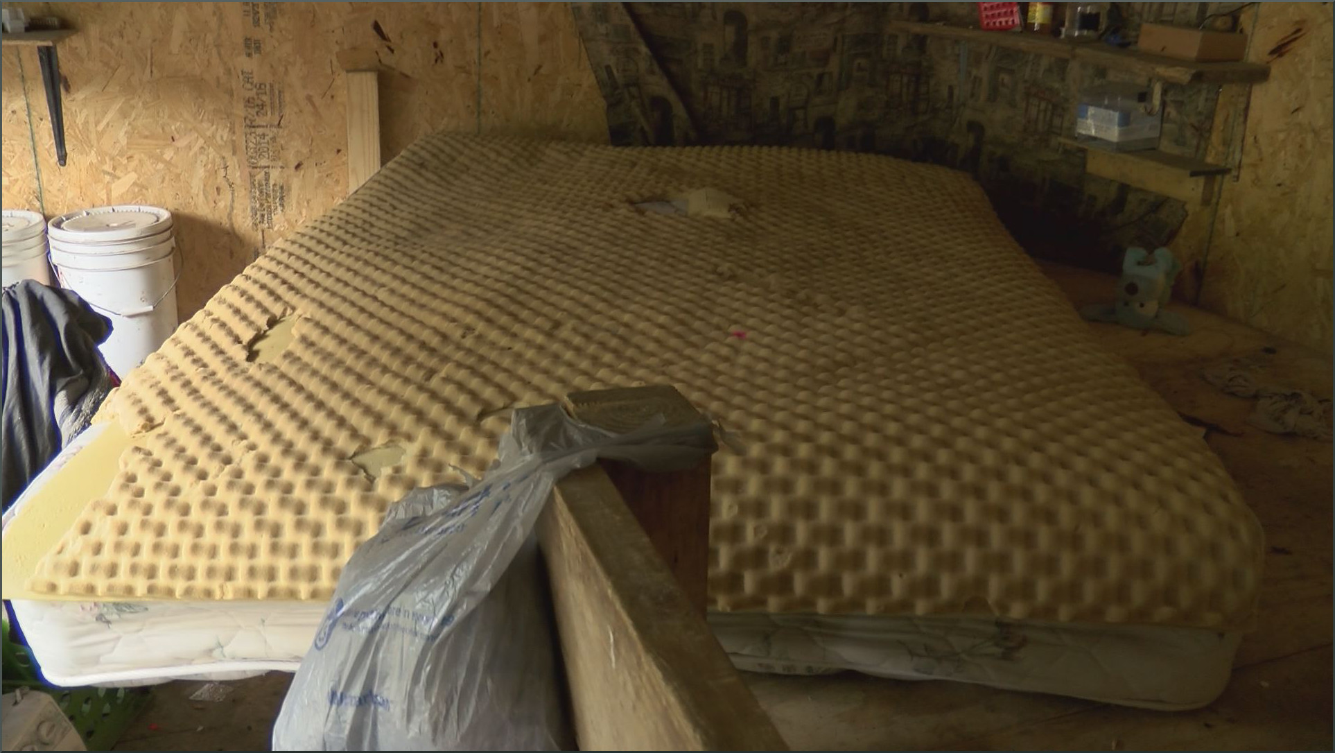 bed3.jpg