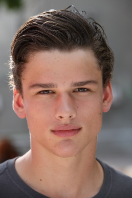 600full-simon-nessman.jpg