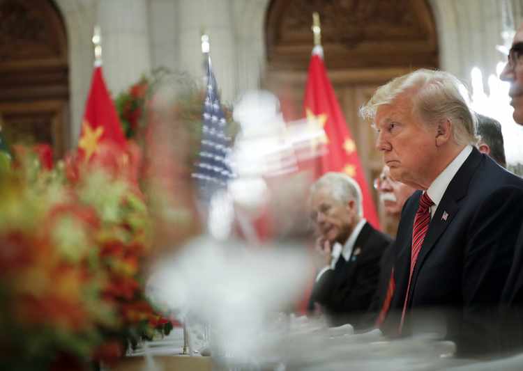 www.realclearpolitics.com